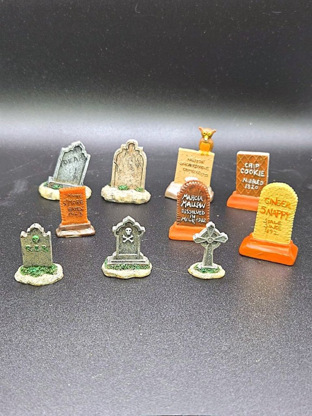 Vintage Lot of Lemax Spooky Town Gravestones Tombstones 10 pcs HALLOWEEN #A10